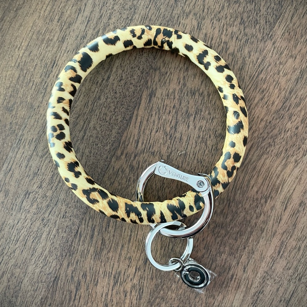 Oventure Cheetah Silicone Big O Key Ring